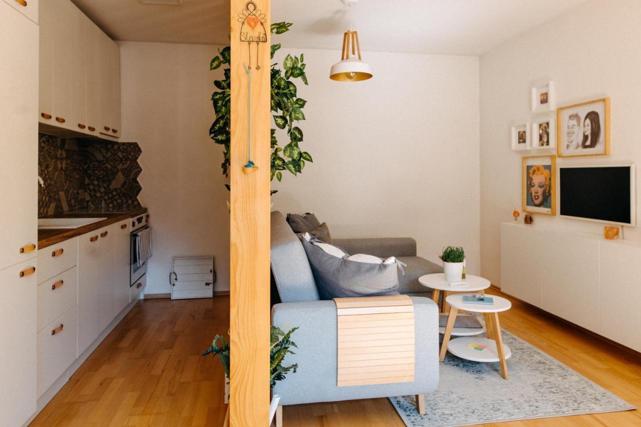 Apartman V Srdci Znojma „Jako Doma“ Znojmo Exteriör bild
